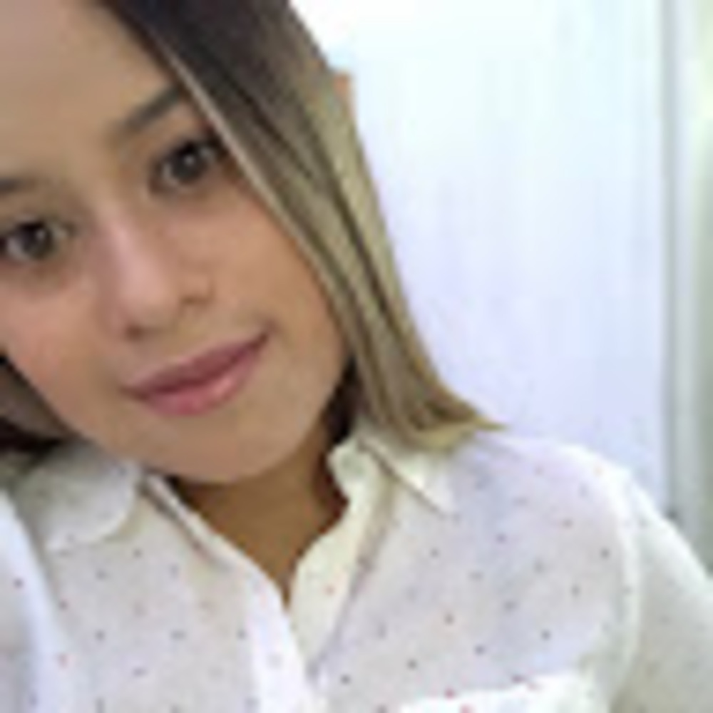 Meet your Posher, Valentina